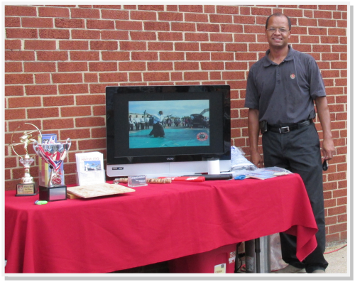Master Lee of Hapmudo Martial Arts participated in the National Night Out Celebration at the Annandale Shopping Center.
